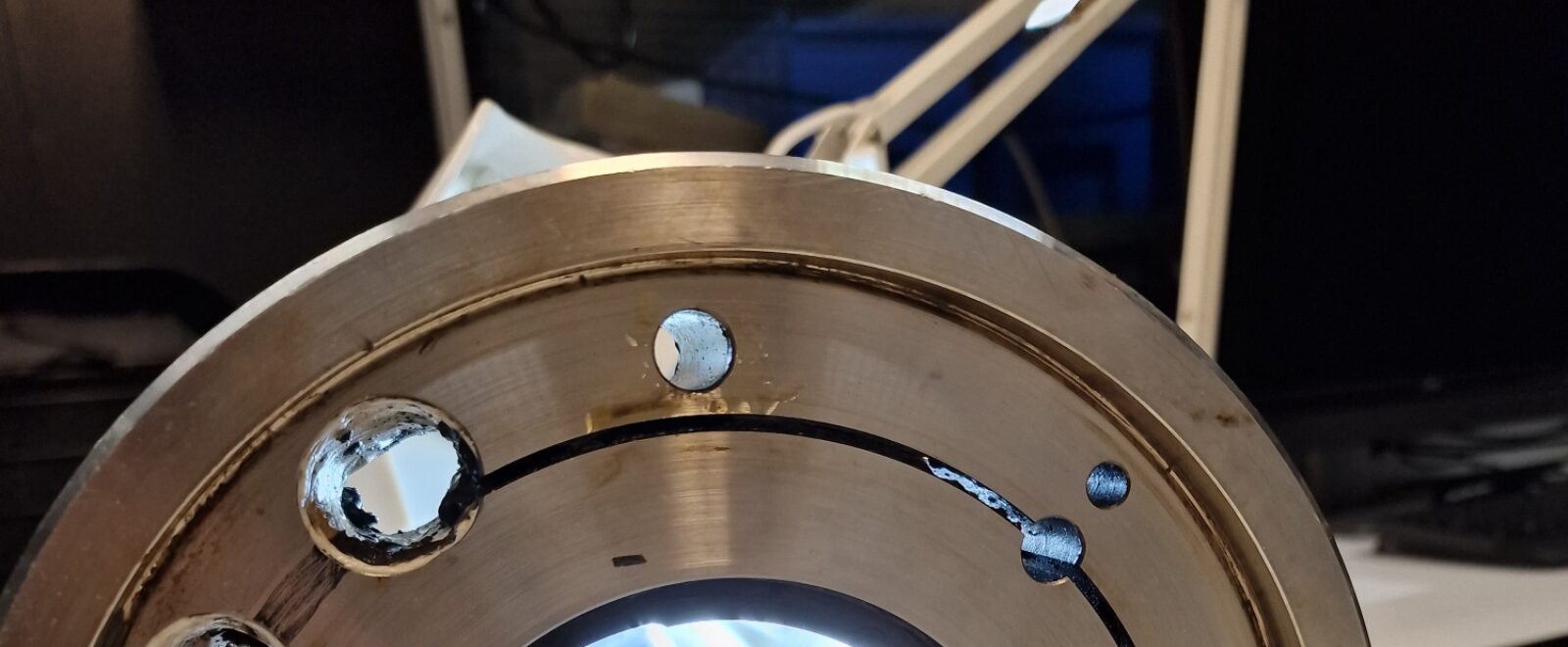 Contaminated measurement bearing affecting industrial precision and performance